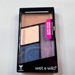 wet n wild Eyeshadow Palette - Blue, Purple & Cream Tones